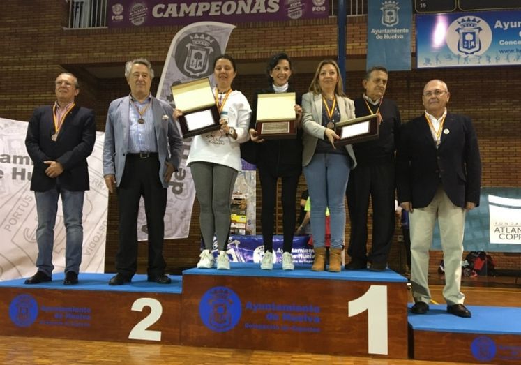La carrera infantil ‘Kilos x Km’ recauda 2.000 kilos de alimentos pese a la lluvia