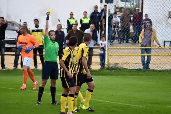 El San Roque intenta sin éxito doblegar al UCAM Murcia (0-0)