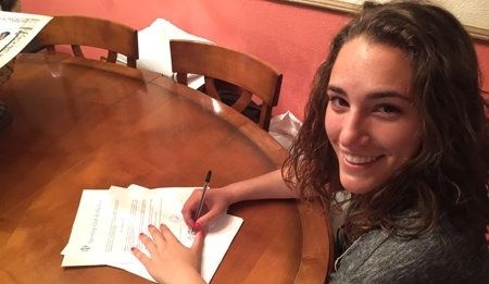 El Fundación Cajasol Sporting renueva a Sara Serrat