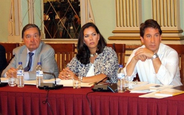 El Ayuntamiento indemnizará a los vecinos de Santa Lucía y potenciará el Mercado del Carmen, cuyos puestos vacíos sacará a concurso