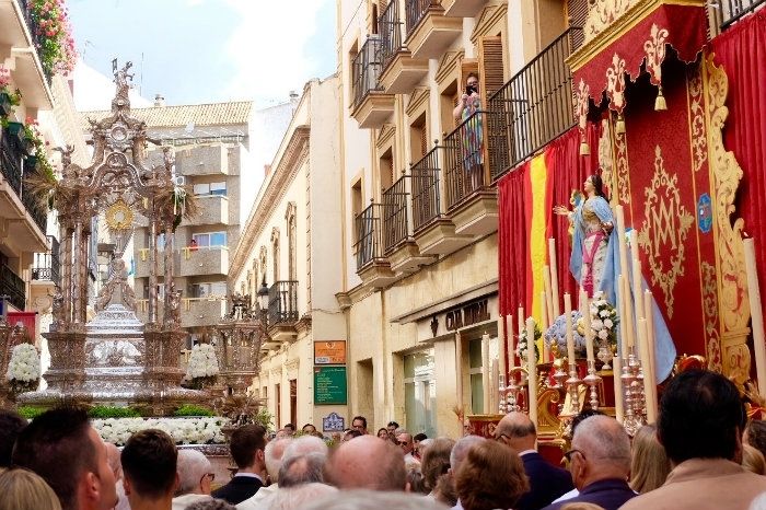 Huelva acude a su tradicional cita con la procesión del Corpus Christi