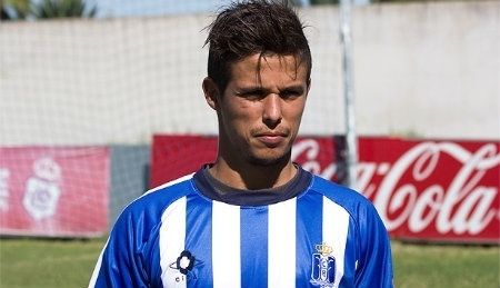 Mouriño renueva con el Pontevedra y Kikas dice que cobró 'sólo 600 euros en seis meses en Huelva'