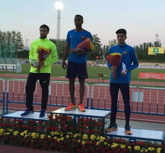 Héctor Santos sube al podium en el Meeting de Salamanca y se queda a ocho centímetros de la mínima para el Mundial