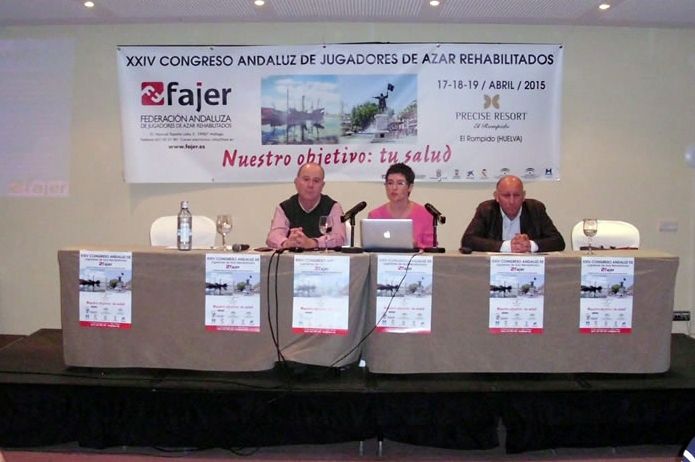 Más de 200 jugadores de azar rehabilitados de toda Andalucía participan en una convivencia en El Rompido