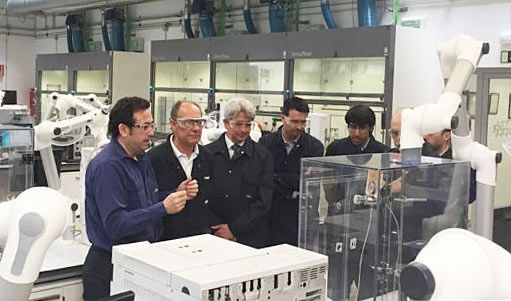 Díaz Trillo propone duplicar la inversión en innovación y apostar por la industria onubense
