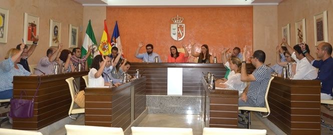 El Pleno de Almonte aprueba por unanimidad iniciar la Revisión de Oficio de la Licencia de Obra en el Palacio de Doñana al CSIC