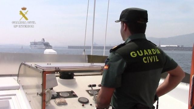 La Guardia Civil detiene en una operación nacional a 64 personas por falsificar titulaciones náuticas