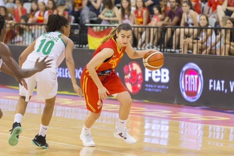 12 puntos de Alba Prieto en el triunfo de España sobre Brasil (70-58)