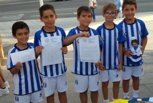 Iván Rosado y un grupo de amigos del Benjamín B de la Fundación Recre, nuevos Capitanes del Decano