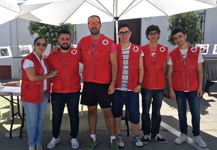 Programas de empleo para jóvenes y terapias cognitivas para mayores en San Bartolomé