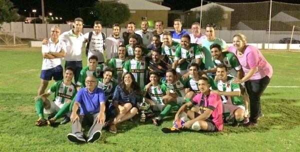 La Olímpica conquista en los penaltis el Trofeo Ciudad de Valverde