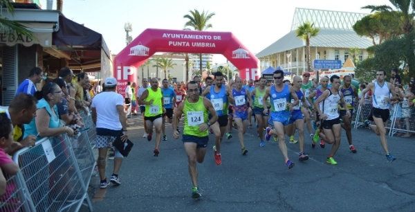 José Manuel Cortés y Verónica Lora ganan la XXVI Milla Urbana 'Ciudad de Punta Umbría'