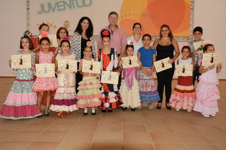 Palos cierra el programa 'una alternativa para tu verano', en el que han participado 150 jóvenes