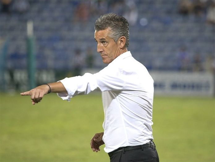 Alejandro Ceballos: “En la primera parte fuimos superiores y en la segunda sufrimos y perdimos la identidad”