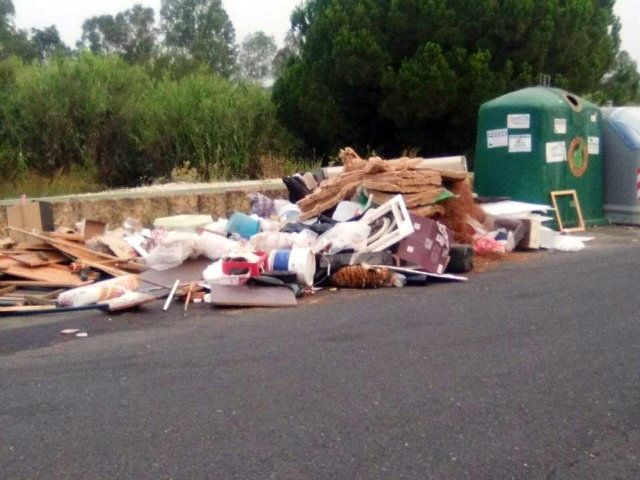 El runrún: Aparcamiento partidista en Gibraleón