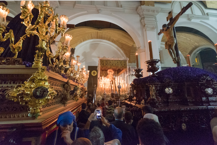 El runrún: Una boda 'express' para la Magna