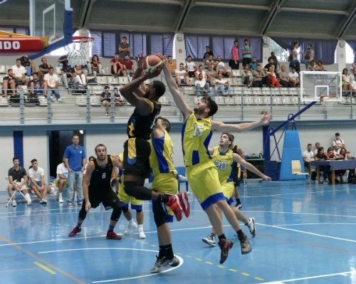 Huelva gana a Aljaraque y el CB San Juan a Gibraleón en el Trofeo Diputación