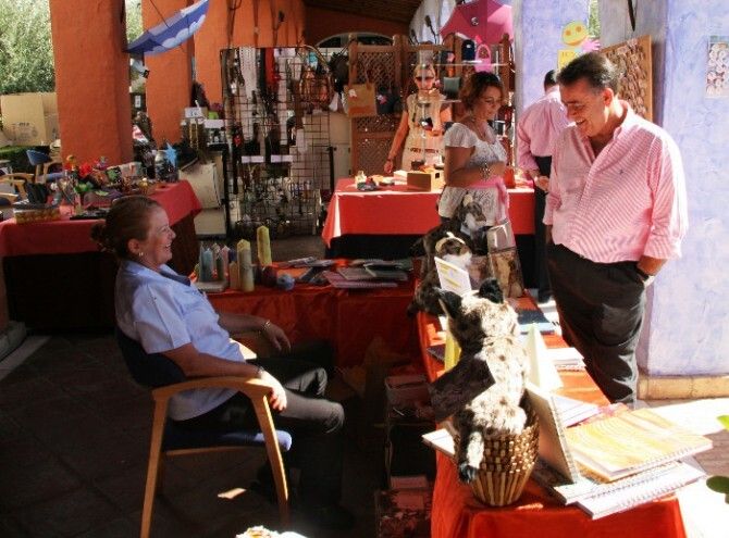 Bella destaca el compromiso del PSOE con los empresarios locales