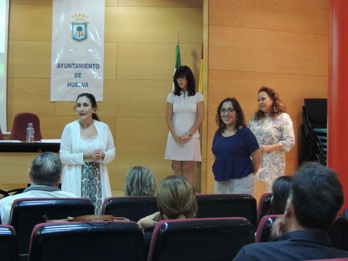 La Gota de Leche acoge una jornada informativa sobre los Premiso al Valor Social de Cepsa