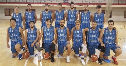 El CB San Juan tira de veteranía para deshacerse del Betis y seguir en lo más alto (77-89)