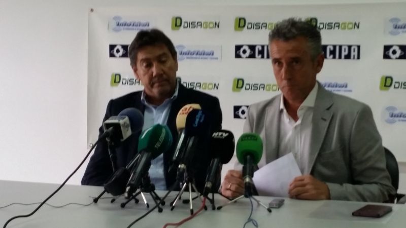 Ceballos: 'Les pediría a todos los que aman estos colores que remaran en la misma dirección por encima de egos personales'
