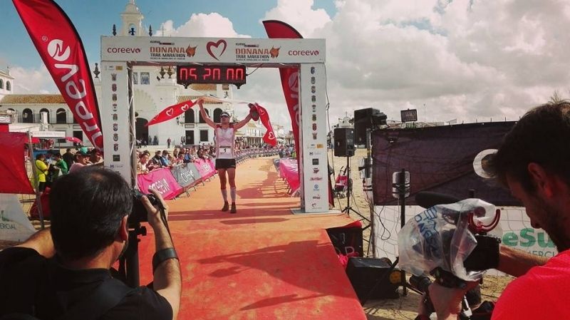 Raúl Delgado y Carmen Varo conquistan en El Rocío la Doñana Trail
