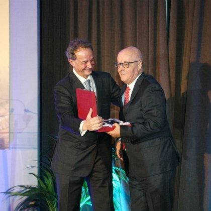 La Sociedad Española de Hematología y Hemoterapia distingue al doctor Antonio Fernández Jurado
