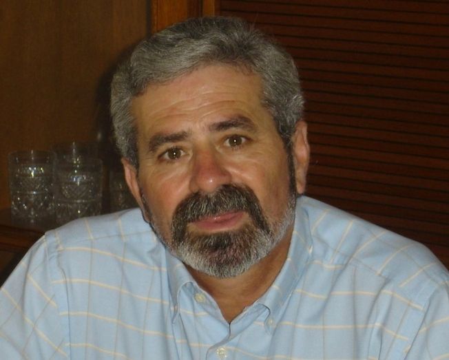 Sixto Romero Sánchez presenta su candidatura para presidir la Hermandad del Rocío de Huelva