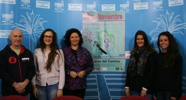 Valverde oferta a las mujeres formación preventiva en la Semana Contra la Violencia de Género