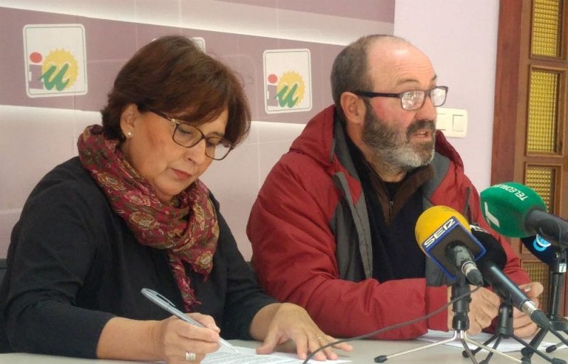 IU exige al alcalde de Huelva que solucione la continua supresión de autobuses de Emtusa