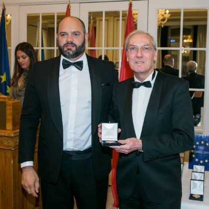 José María Carrasco recoge la Medalla de Oro de los Reyes Católicos