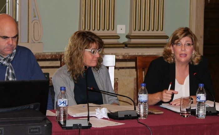 El PP destaca el logro de que el pleno inste a la Junta a parar la fusión hospitalaria
