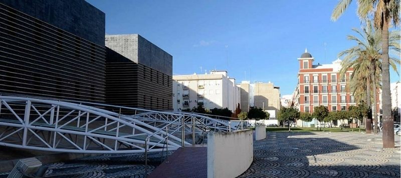 Aguas de Huelva consensúa una hoja de ruta para duplicar la inversión en la ciudad y garantizar las ayudas sociales
