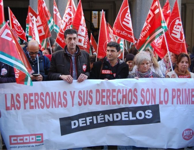 CCOO y UGT reclaman “los derechos de la gente”