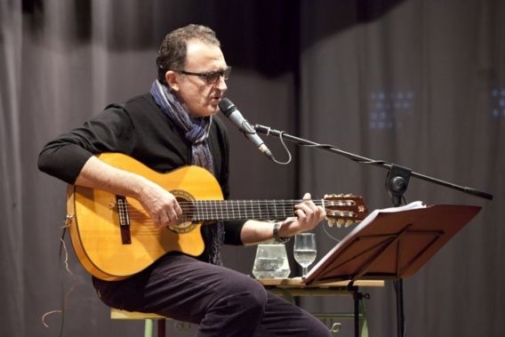 Ángel Corpa presenta esta tarde en las Cocheras del Puerto 'Cervantes, poeta'