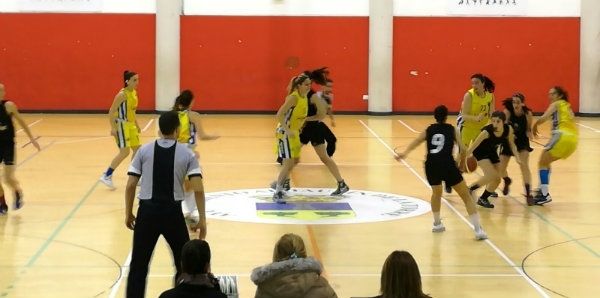 El CB Conquero gana en Melilla y se instala en la zona templada (56-61)