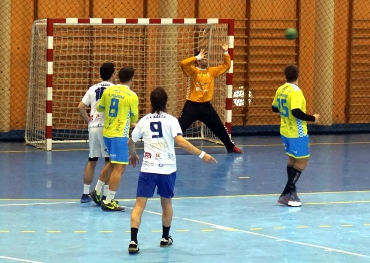 El PAN Moguer protagoniza otro zarpazo de fe (28-27)