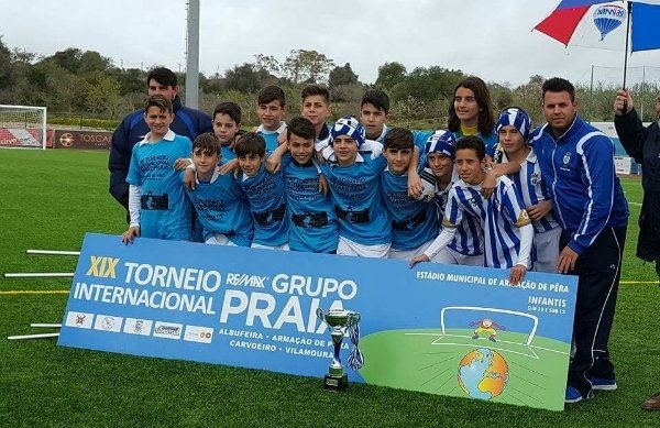 Brillante triunfo del Infantil B del Recre en Portugal