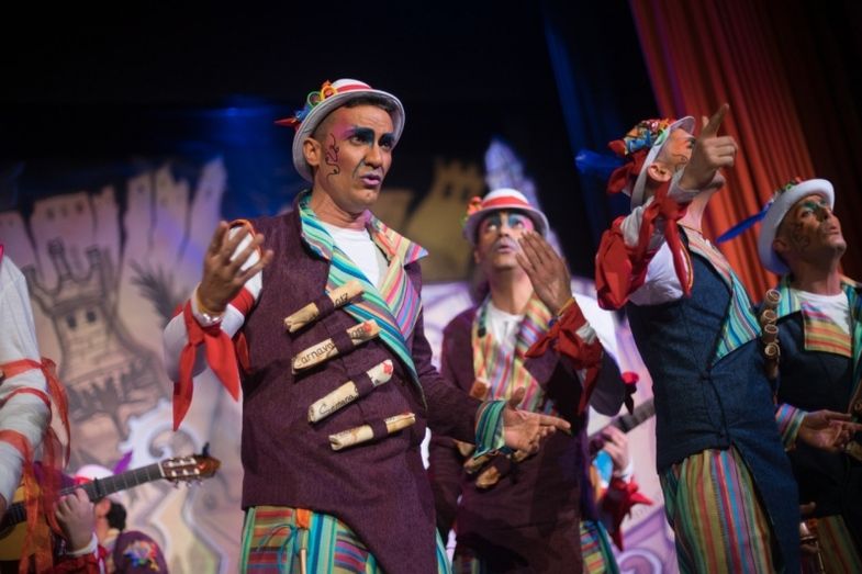 El Concurso de Agrupaciones de Ayamonte comienza con un lleno en el Teatro Cardenio