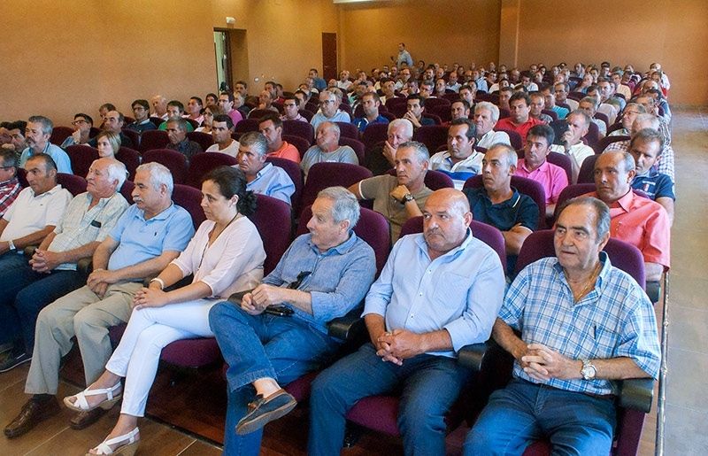 Los regantes del Condado lamentan que la ministra Báñez no haya cumplido con los beneficiarios del trasvase