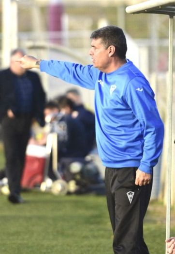Adrián Gaitán: 'Si no llegamos al play off siendo competitivos va a parecer un fracaso'