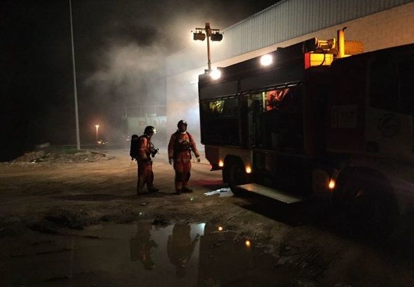 Activado esta madrugada durante hora y media el plan de emergencia por una fuga de ácido de un camión cisterna en un polígono industrial de Nerva