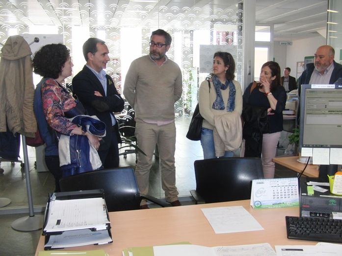 La Junta refuerza los servicios personalizados al empresario con los agentes de empresa del SAE