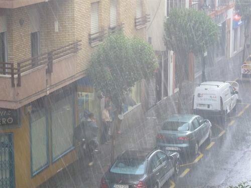 Alerta amarilla en Huelva por fuertes lluvias este lunes