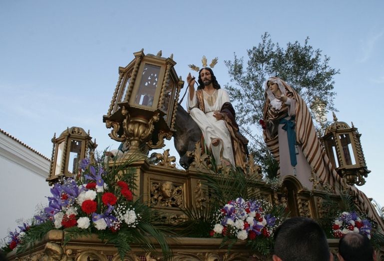 La Borriquita brilla con luz propia en Cartaya