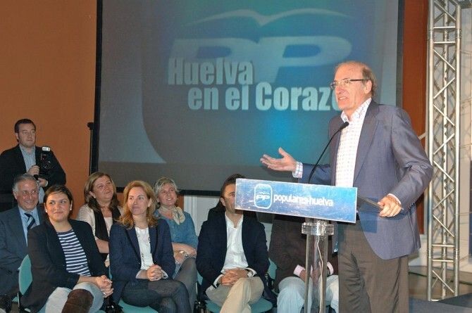 Rodríguez se compromete a promover la igualdad en el acceso al empleo
