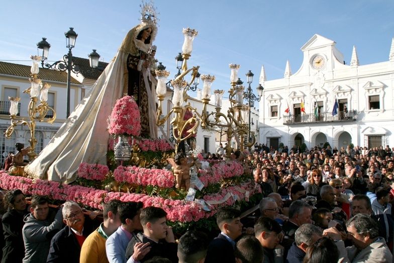La Oración en el Huerto y la salida de la Hermandad del Cautivo y la Esperanza retoman la Semana Santa de Cartaya