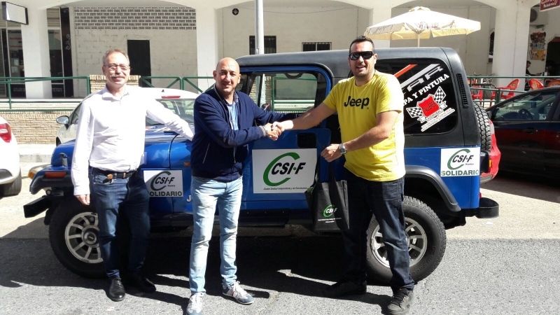 Csif dona materia escolar y de juego para el rally solidario 'Clásicos del Atlas' de Marruecos