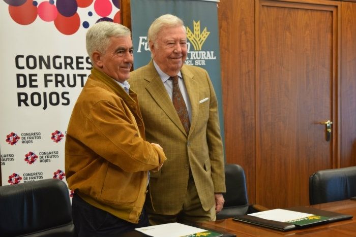 La Fundación Caja Rural del Sur vuelve a ser el patrocinador principal del Congreso Internacional de Frutos Rojos