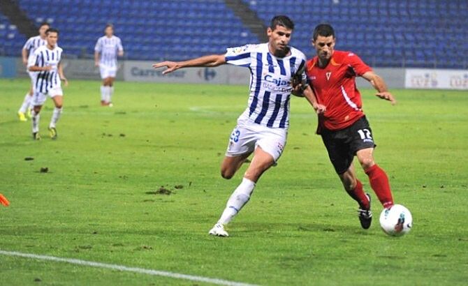 El Murcia agudiza la tristeza del Decano (0-2)